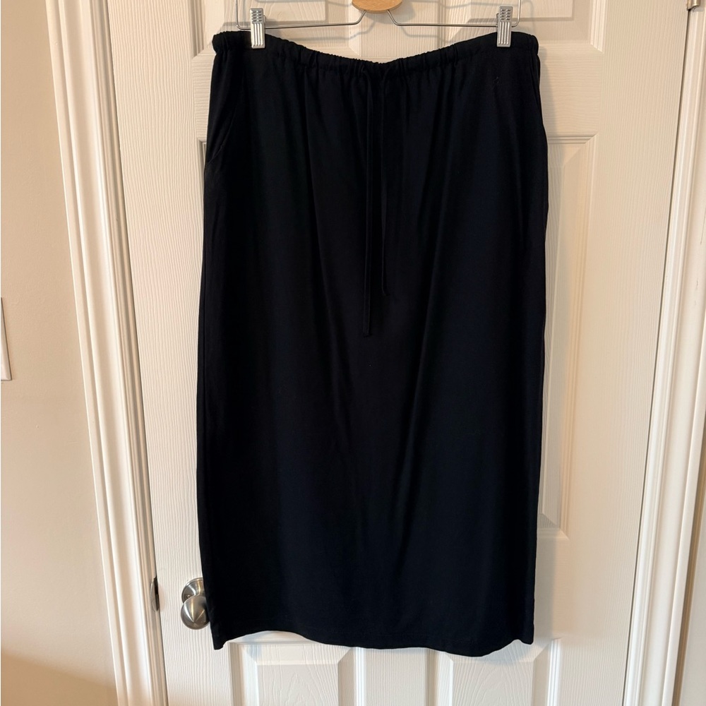Amazon Black Midi Skirt